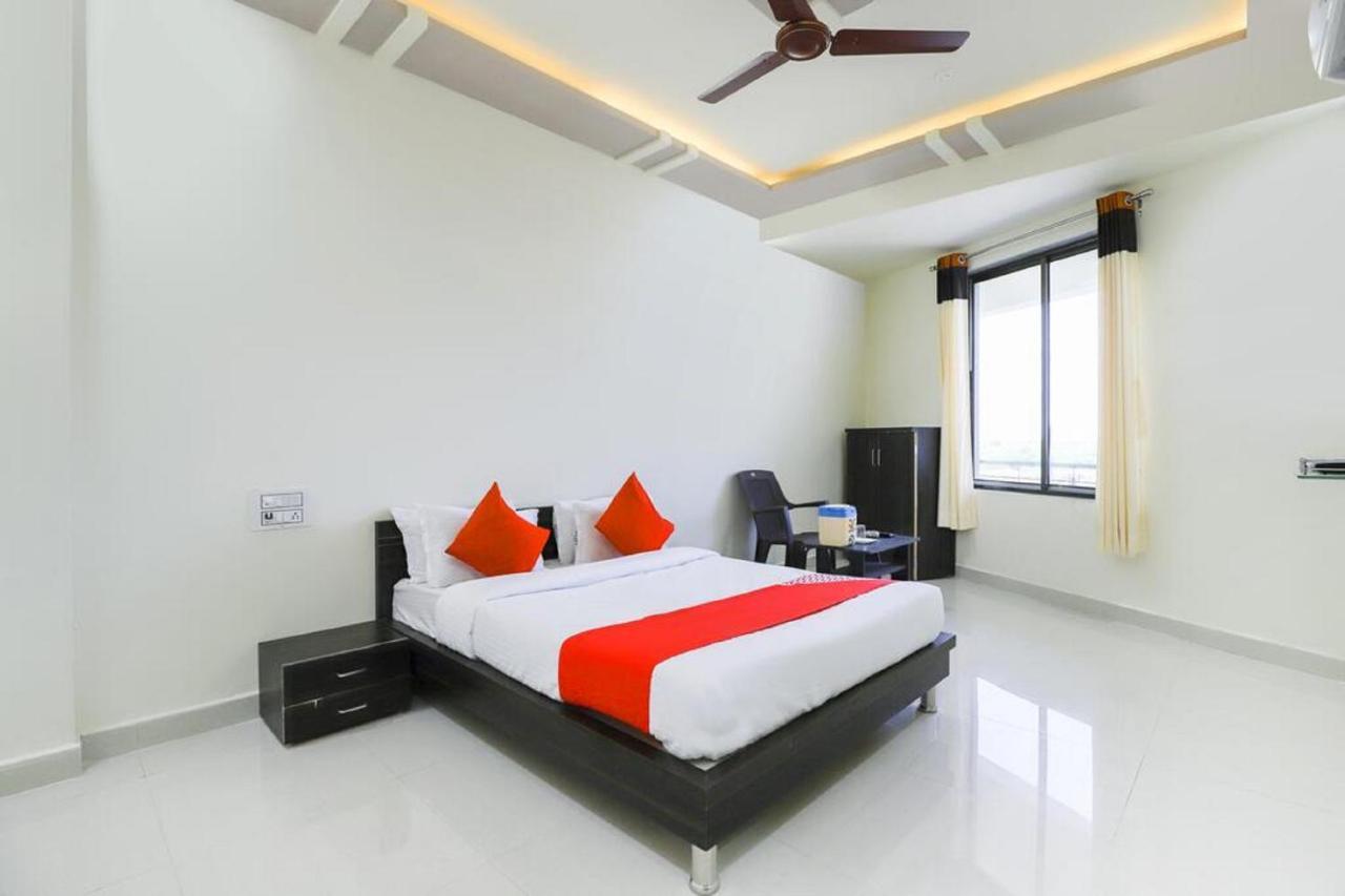 Hotel-The Safar Αχμπανταμπάντ Εξωτερικό φωτογραφία