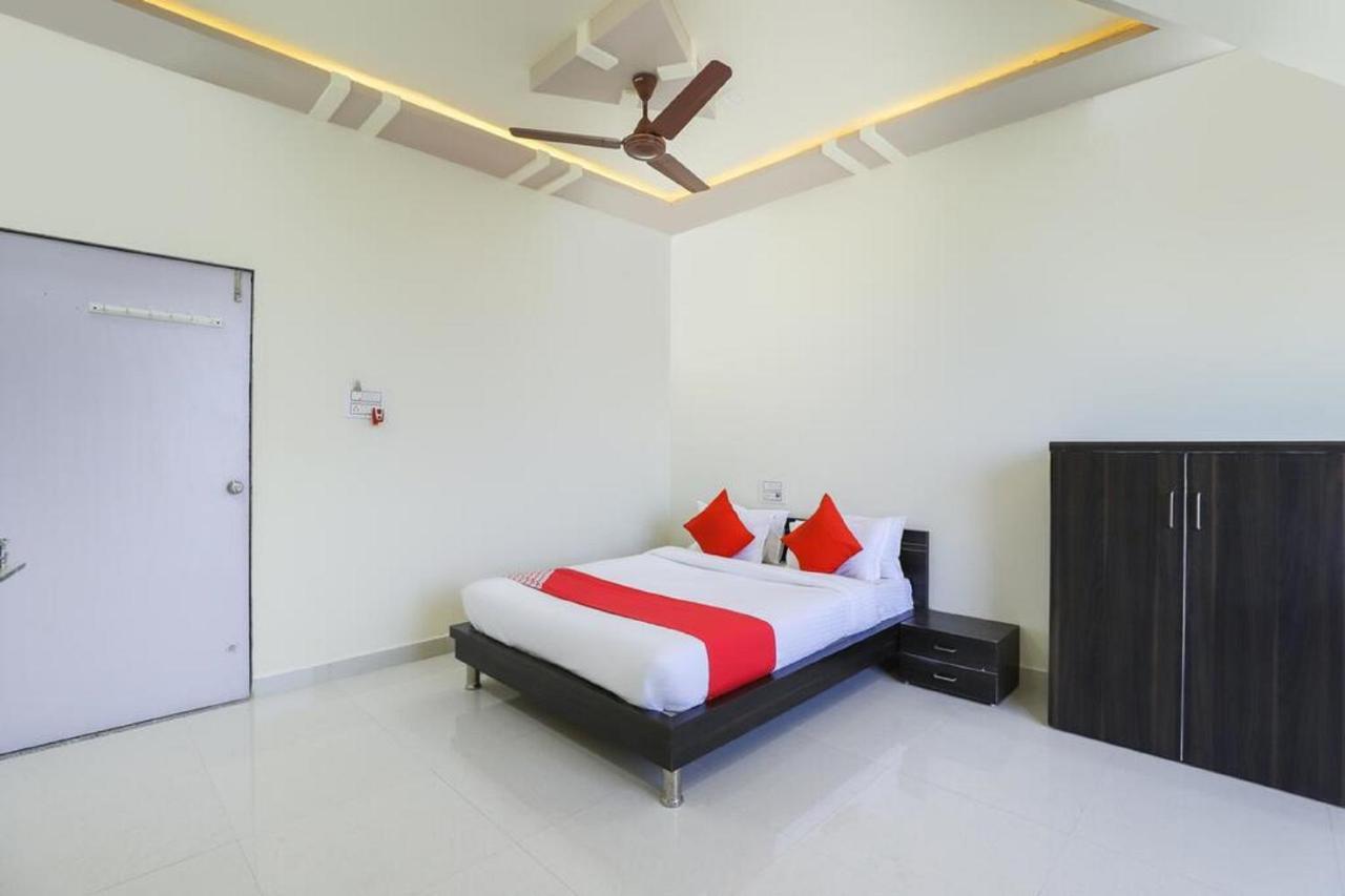Hotel-The Safar Αχμπανταμπάντ Εξωτερικό φωτογραφία