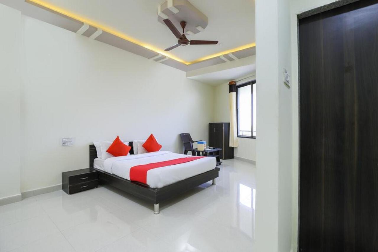 Hotel-The Safar Αχμπανταμπάντ Εξωτερικό φωτογραφία